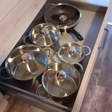 80m Monteurwohnung Max 4 Erw In 2 Schlafzimmer شقة Utarp