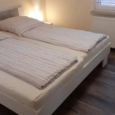 80m Monteurwohnung Max 4 Erw In 2 Schlafzimmer شقة Utarp